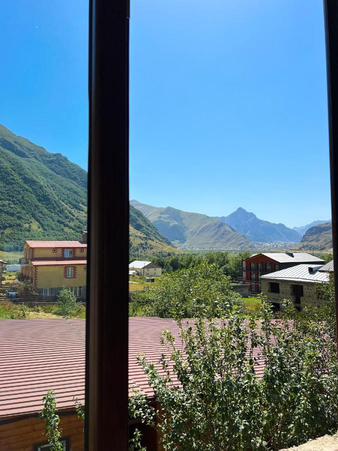 Ia'S Guest House Kazbegi Dış mekan fotoğraf